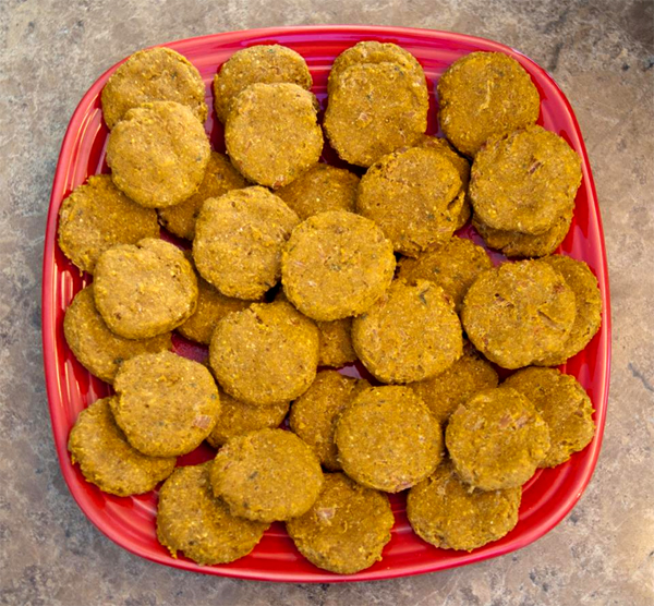 Хозяйке на заметку: печенье для собак из индейки и тыквы